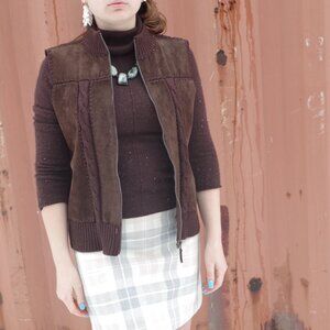 Beautiful  Vintage Chocolate Brown Front Leather Vest Size small, back and trim